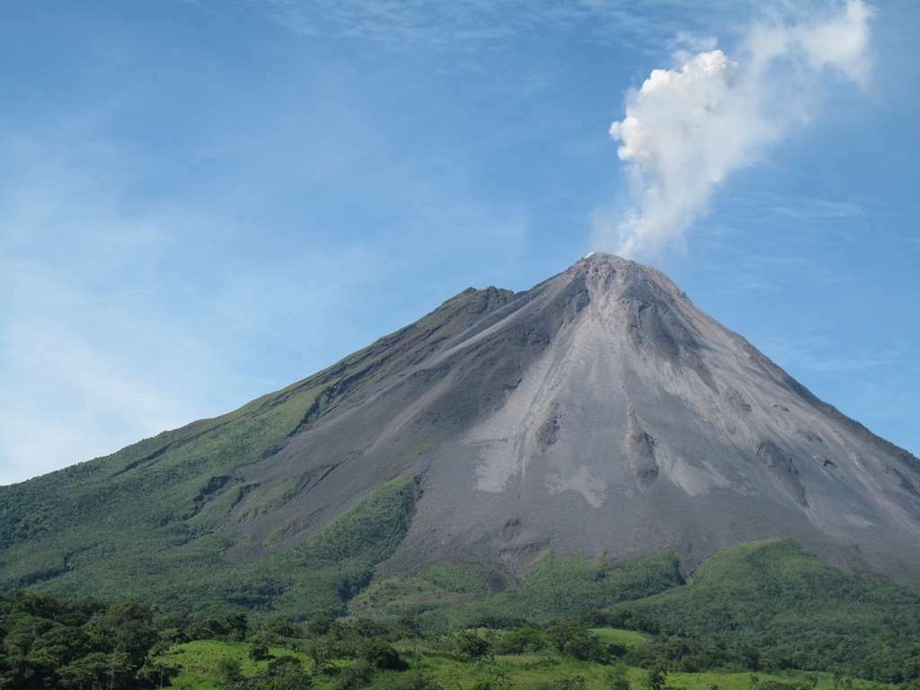 Hotel Montana De Fuego Resort And Spa La Fortuna Exterior photo